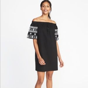 Old Navy Dresses - Old Navy Off the shoulder Dress Old Navy Dresses - Old Navy Off the shoulder Dress